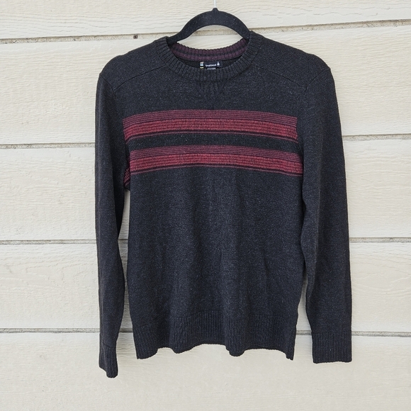 Smartwool dark gray sweater with red chest stripes small - Picture 1 of 6